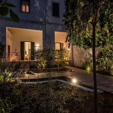 Daire Pigro Bed - Boutique Selection Lecce